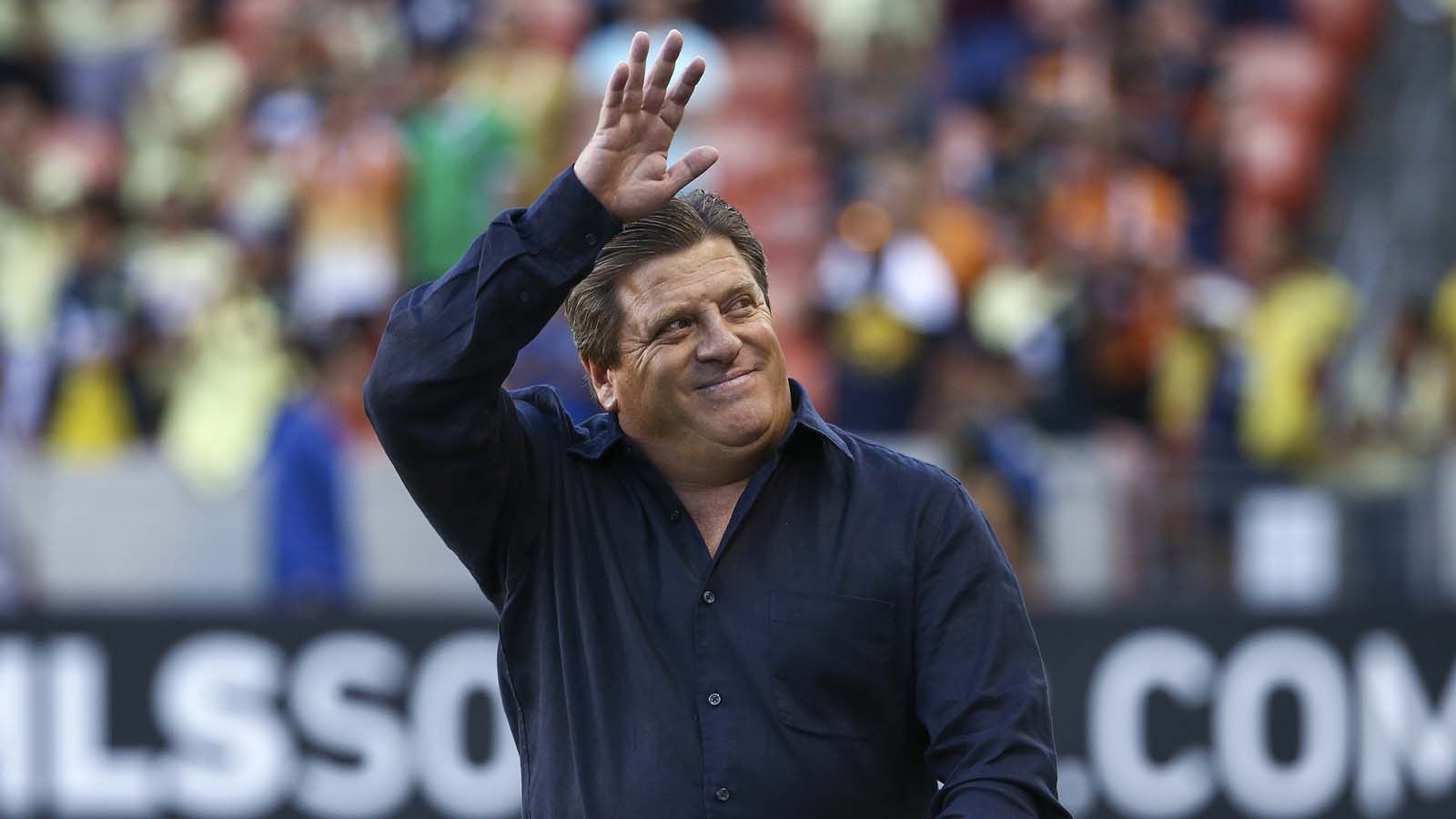 Miguel Herrera returns to coach Tijuana, Potro out at sputtering Cruz Azul